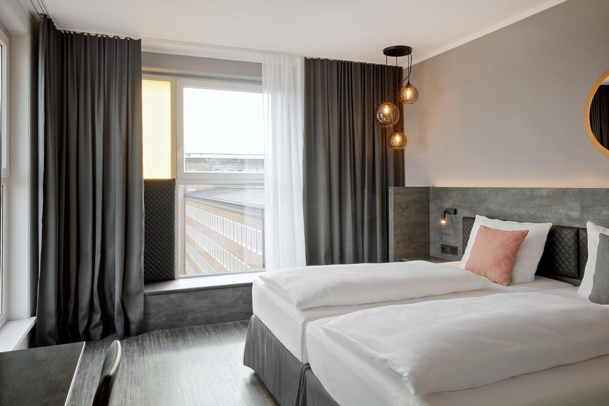 The Scotty Hotel Гамбург Экстерьер фото